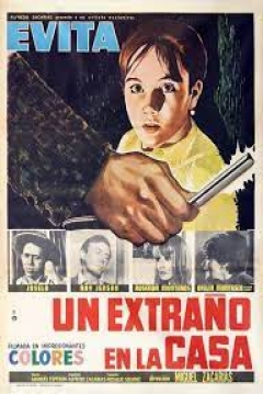 Ficha Un Extraño en la Casa