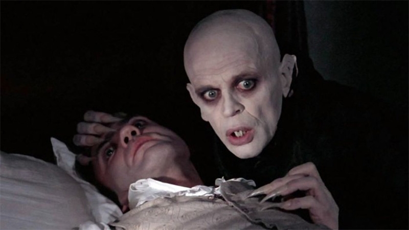 Final de Nosferatu, Vampiro de la Noche explicado