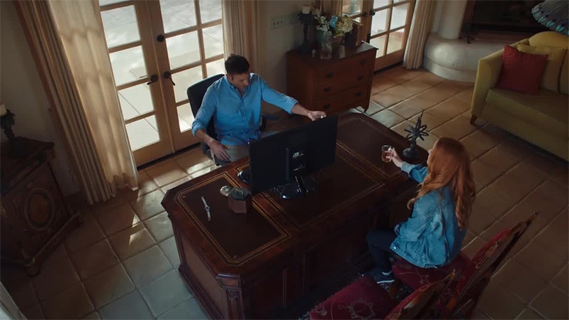 Merece la pena ver Bajo su Dominio