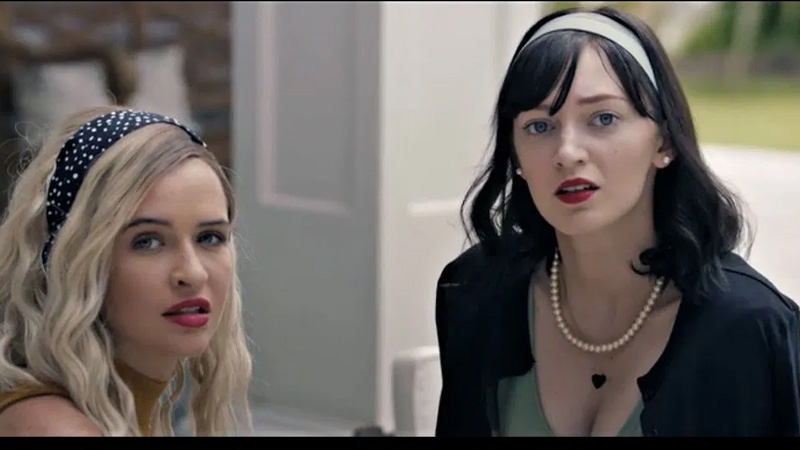 Jenna y Evelyn en Amigas para siempre