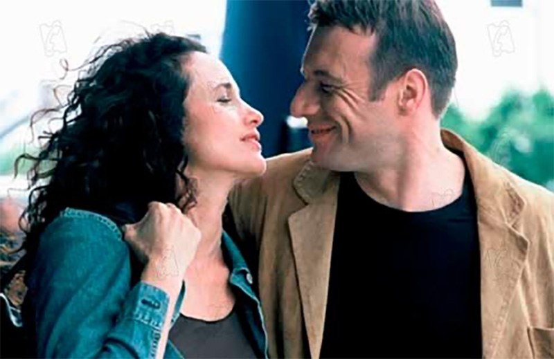 La Última Señal escena