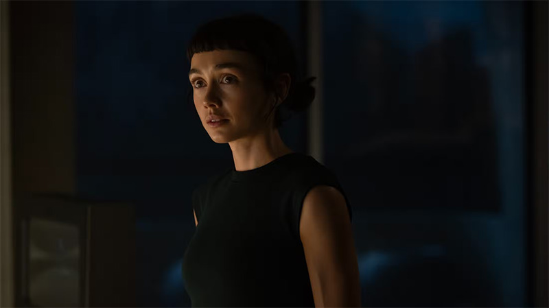 Arthur convertido en huésped de un Xenomorfo