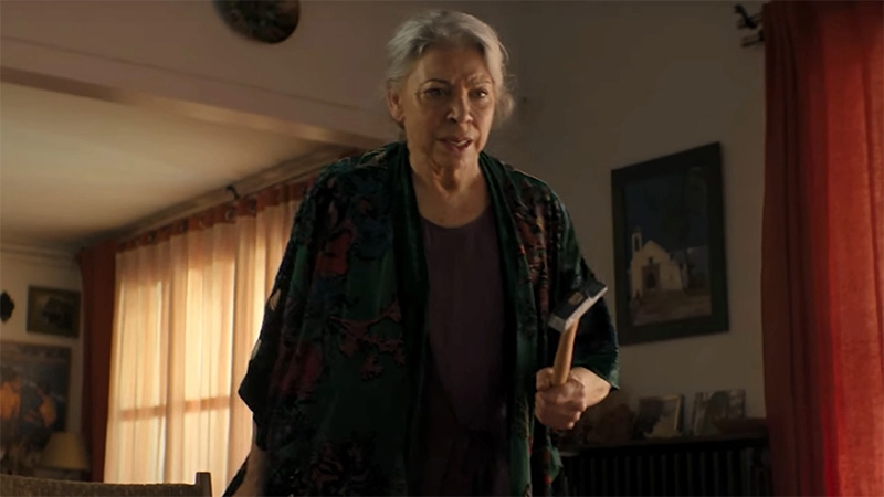 Marta y Verónica en Dos tumbas