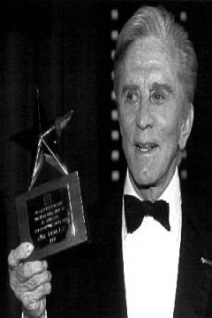 Poster AFI Saluda A Kirk Douglas