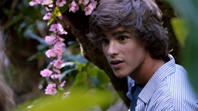 Final de El Lago Azul: El Despertar explicado