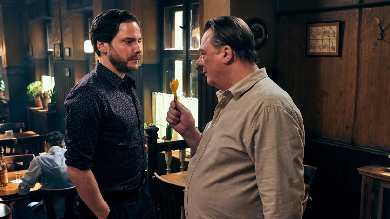 La puerta de al lado final