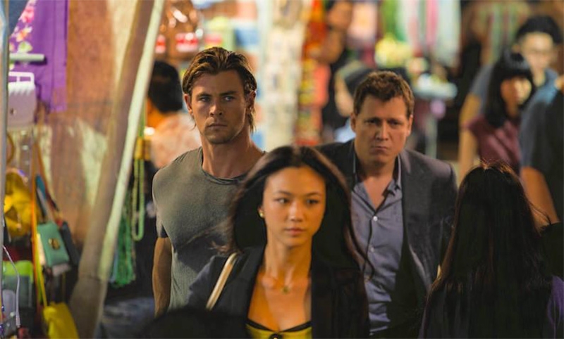 Blackhat: Hemsworth como Hathaway