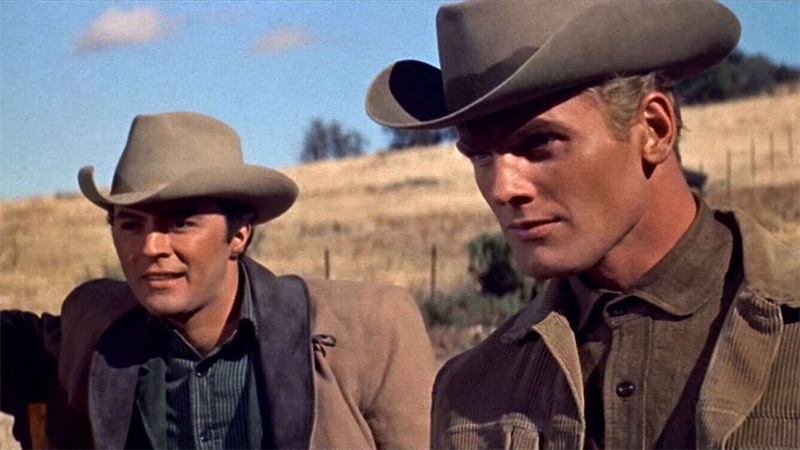 Van Heflin frente a Tab Hunter - duelo final