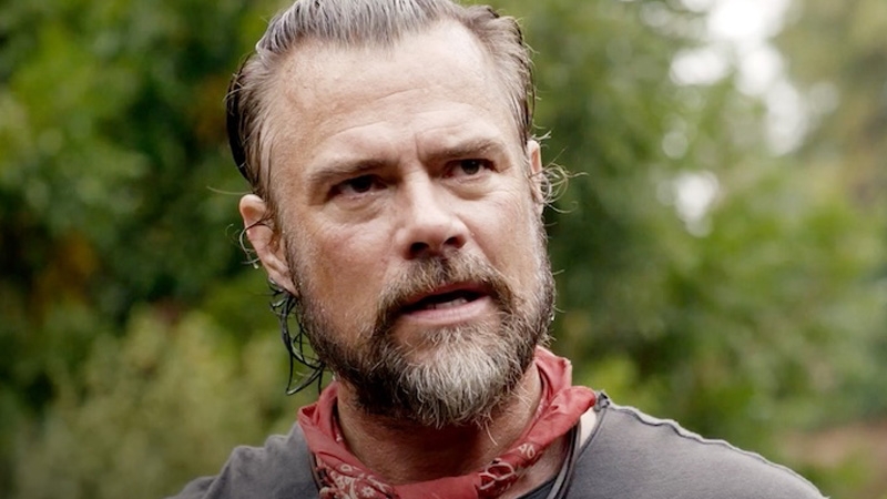 Jack se esconde de Belcor en Off the Grid