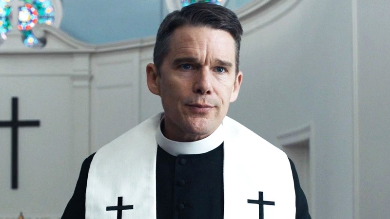 Mary y Toller en el desconcertante final de El Reverendo