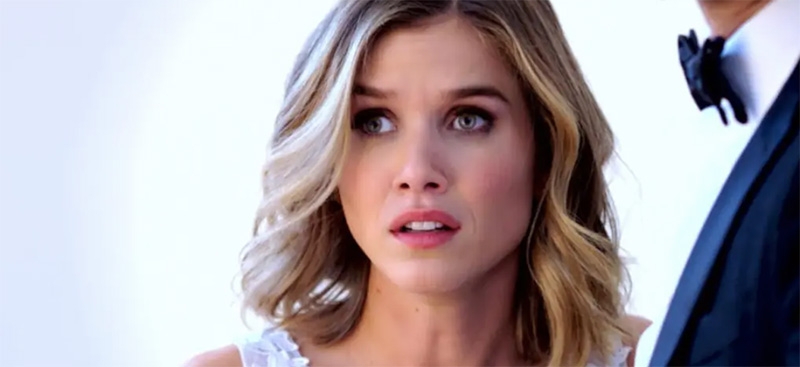 Amy se cuela en la vida de los novios