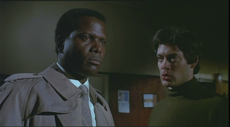 El Inspector Tibbs Contra la Organización