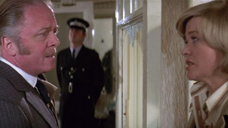 Brannigan 1975 escena final