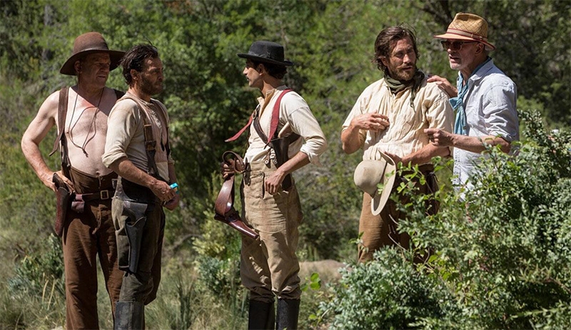 Los Hermanos Sisters Joaquin Phoenix John C Reilly