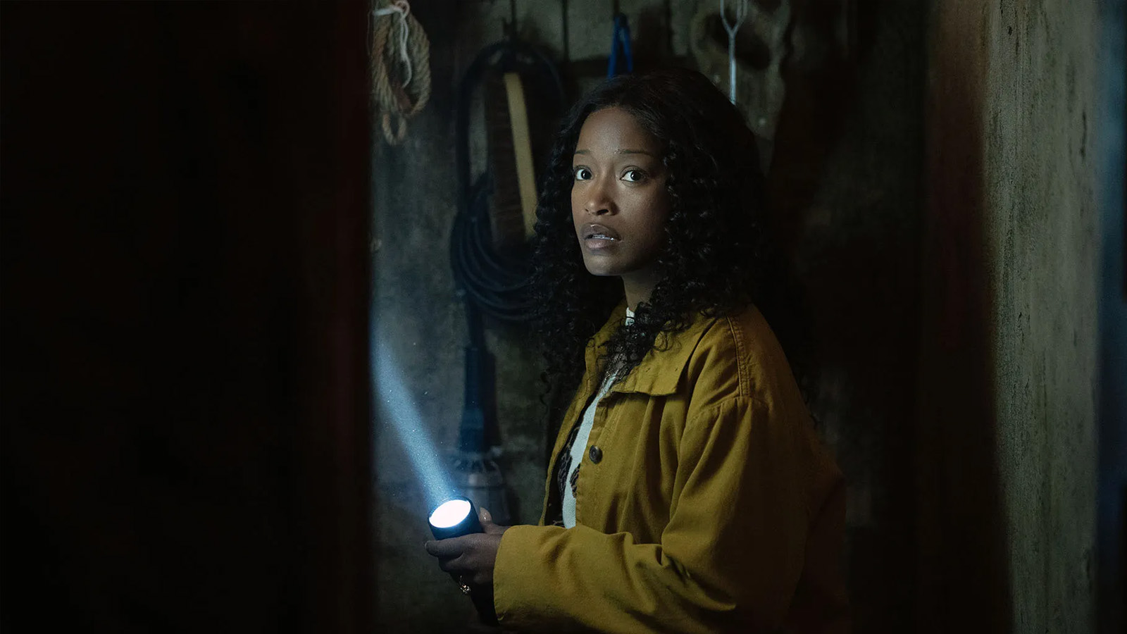 Teaser tráiler de “The ’Burbs”, la nueva serie basada en el clásico “No Matarás... Al Vecino”