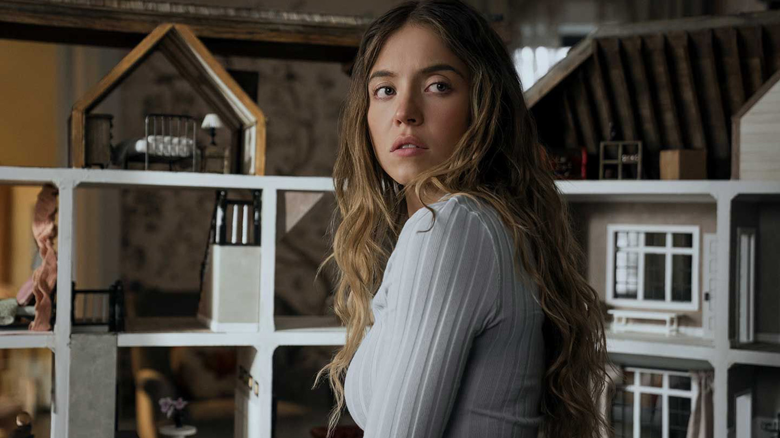 Tráiler final de “La Asistenta”, el thriller de Paul Feig con Sydney Sweeney y Amanda Seyfried