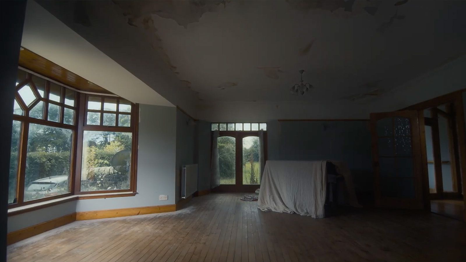 Trailer de “The House Was Not Hungry Then”: una casa embrujada… desde el punto de vista de la casa