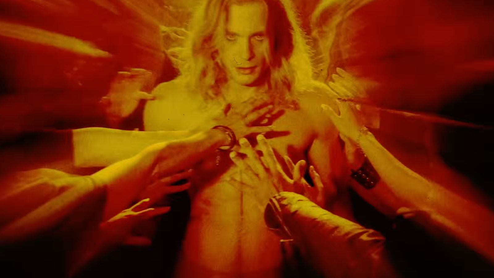 “The Vampire Lestat” ya tiene fecha de estreno y presenta su nueva intro musical