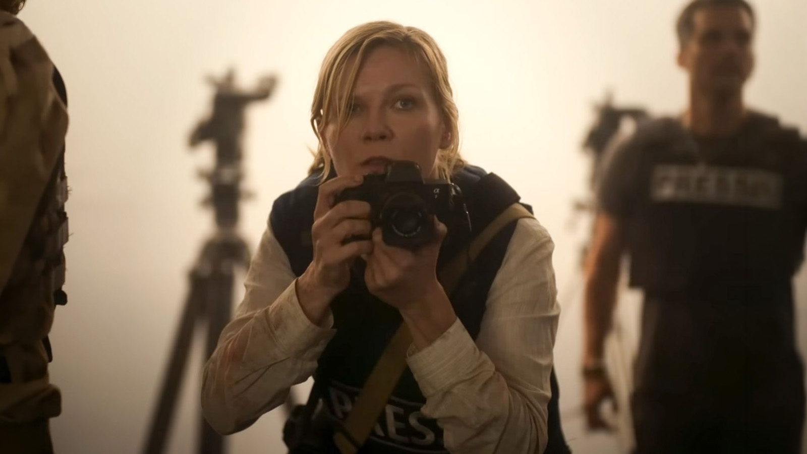 Kirsten Dunst se une a la secuela del thriller “La Asistenta”