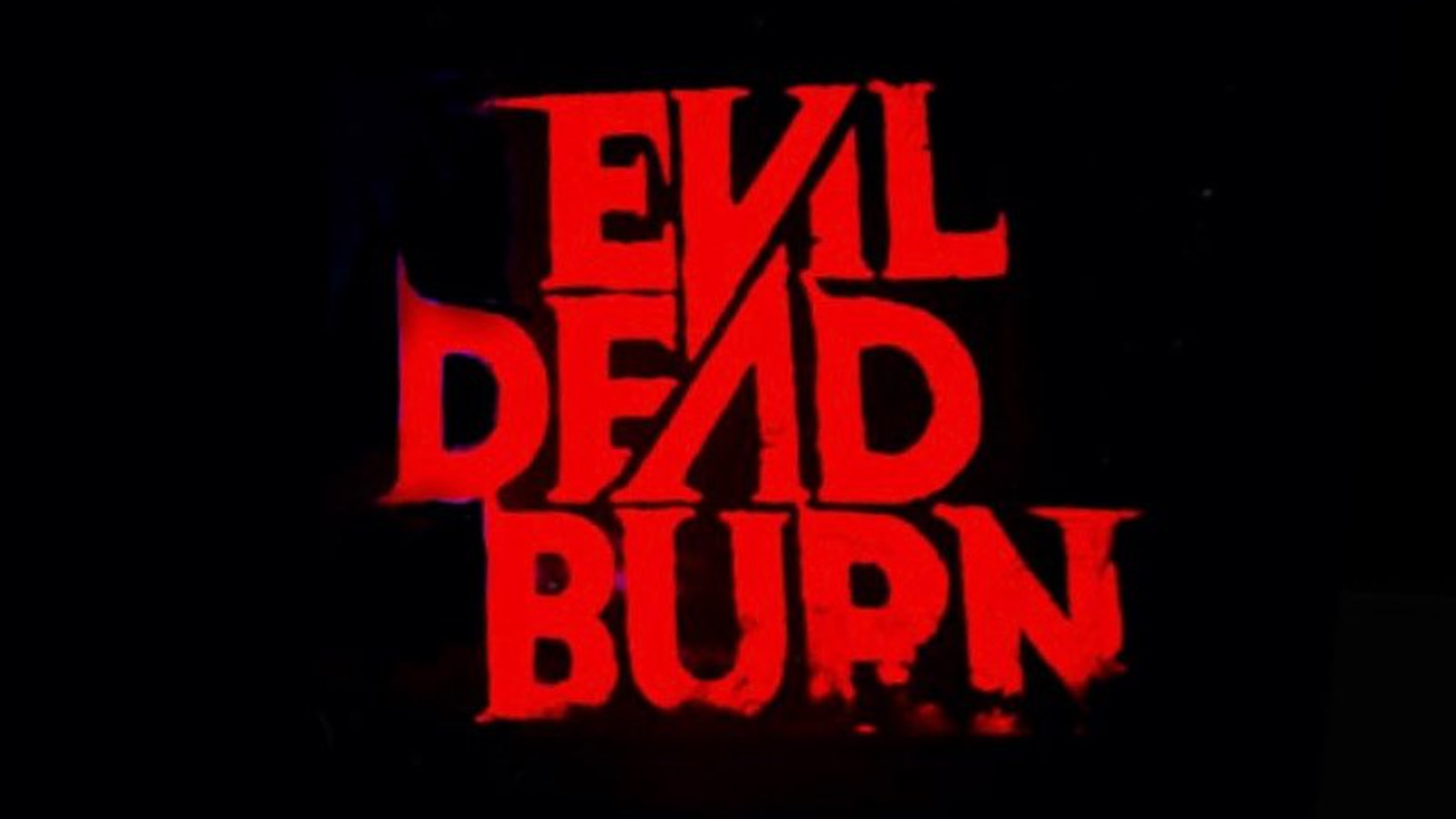 “Evil Dead Burn” adelanta su estreno y lanza su primer teaser en cines