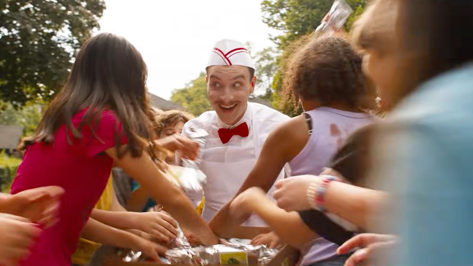 Eli Roth desata el caos en el red band tráiler de “Ice Cream Man”