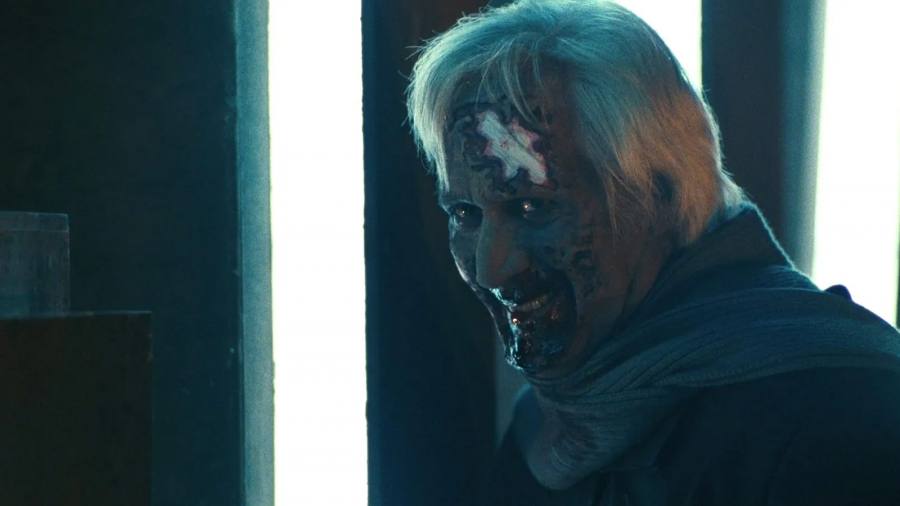 “Cronos” regresa renovada: la primera película de Guillermo del Toro vuelve a cines de EE.UU. con restauración 4K