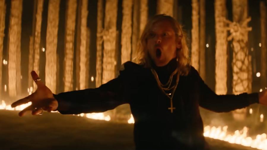 Danny Boyle celebra la visión “oscura y desconcertante”  de “28 Años Después: El Templo de los Huesos”