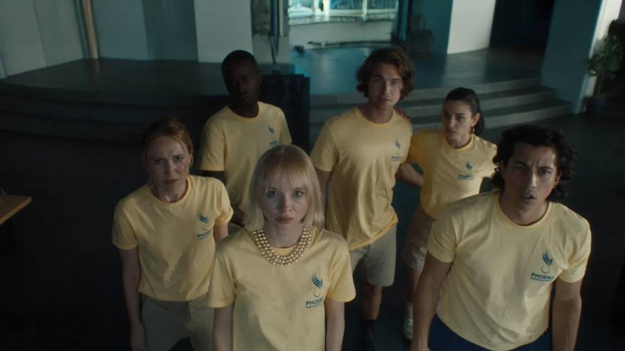 Tráiler de “Corporate Retreat”: el team building se vuelve letal
