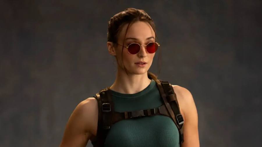 Primera imagen de Sophie Turner como  Lara Croft en el reboot de “Tomb Raider”