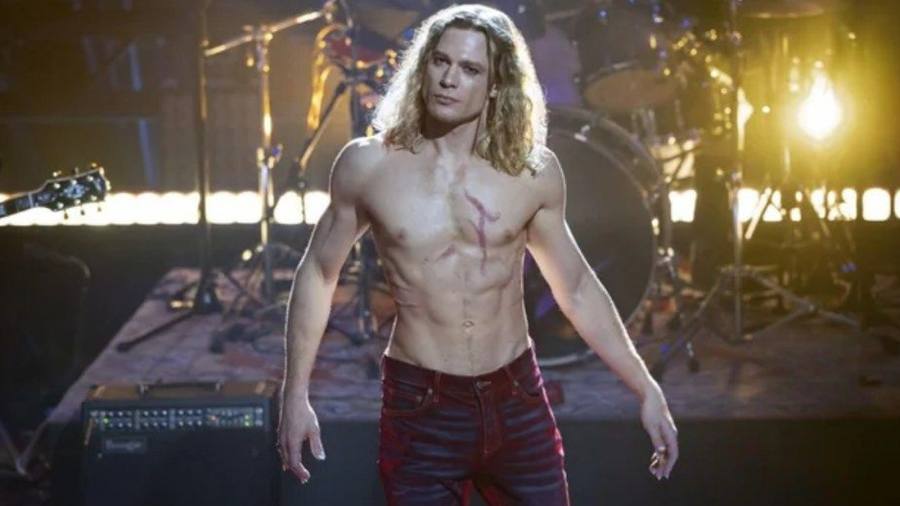 Lestat conquista el rock con “Long Face”, su primer single oficial