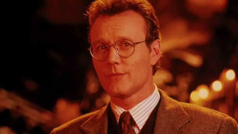Muere Anthony Head, inolvidable Giles en “Buffy, cazavampiros”, a los 72 años